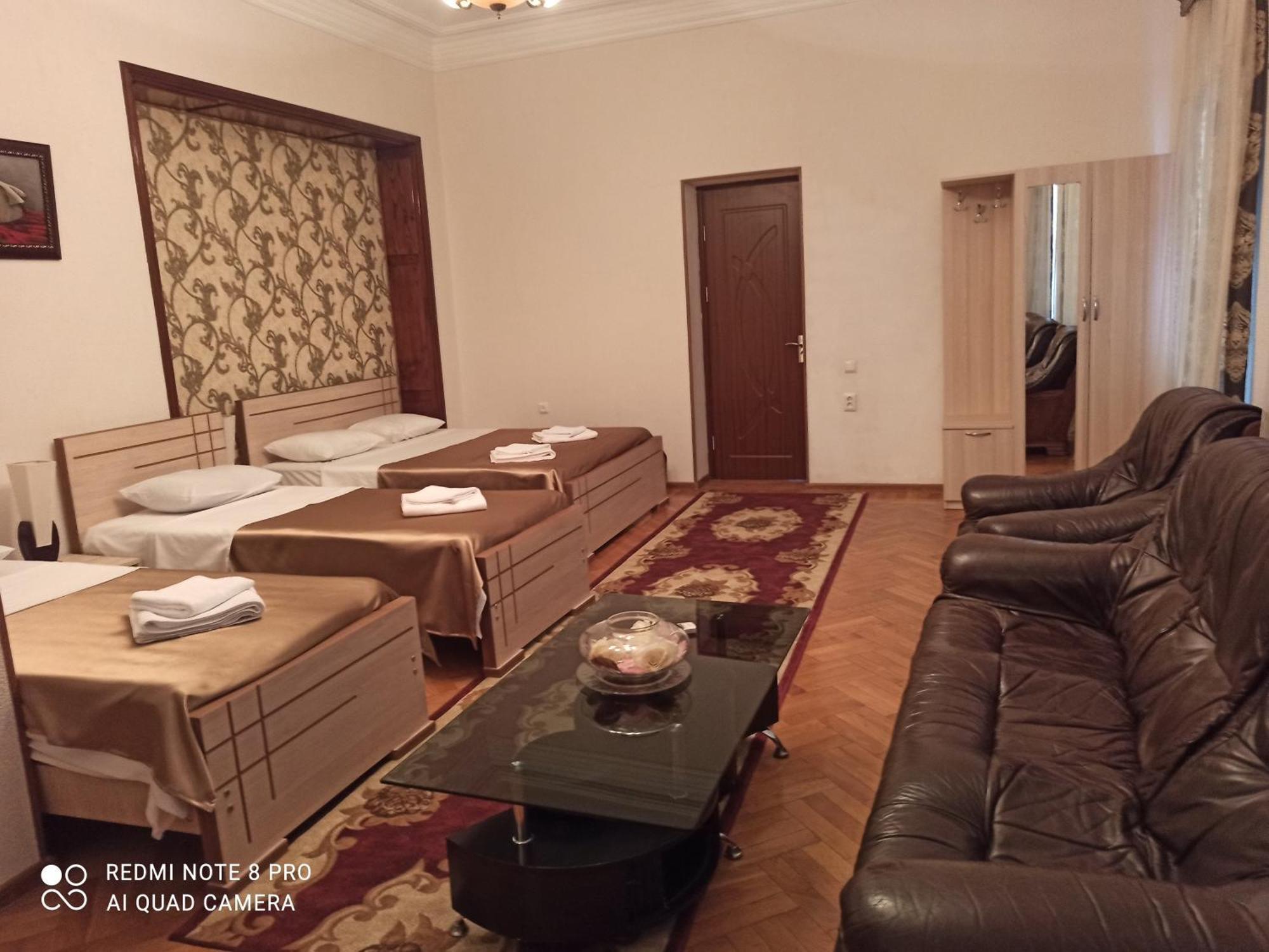 Hotel Devino Kutaisi Room photo